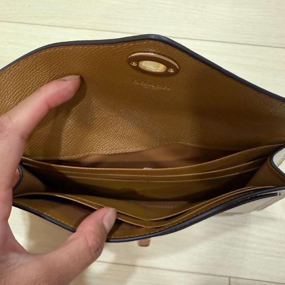 (NWT) Coach Envelope Wallet C3314 - Picture 8 of 9